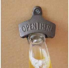 Cast Iron Wall Mounted Bottle Opener Antique Bar Club Wine Beer Opening Tool Dark Bronze